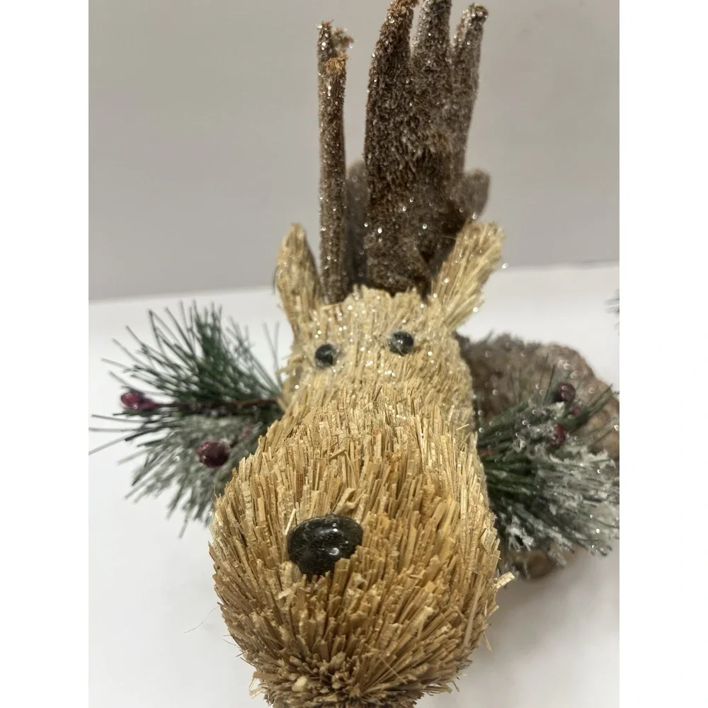 Vintage Pier 1 Christmas Woodland Moose Set Of 2 Straw Pine Cones Browns Glitter